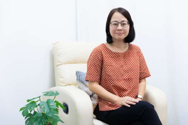 Lily Ng – Expert Counsellor at Insightful Counselling, Providing Compassionate Therapy in Singapore
